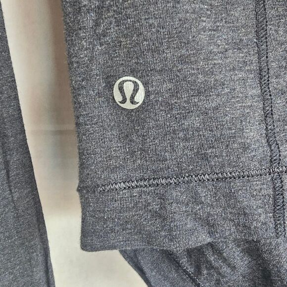 Rare‎ Lululemon Women’s Iconic Wrap | Dark Heather Grey | Size 6 Discontinued - Picture 4 of 7